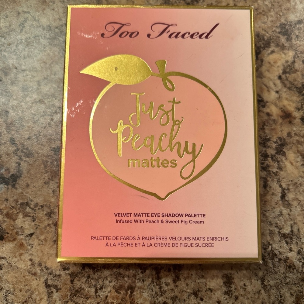 Too Faced Just Peachy Mattes Velvet Eyeshadow Palette NEW IN BOX